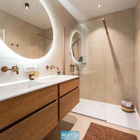 C-mar - Luxury In