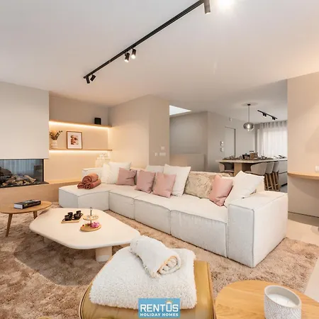 아파트 C-mar - Luxury In *